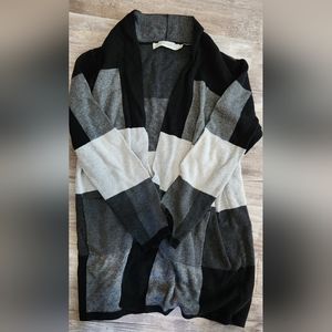 Contemporaine cardigan from simons